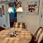 Raccoon Hideout Hot Tub Bbq Arcade Darts